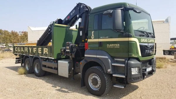 CAMIÓN GRÚA MAN 6×6 CON GRÚA HIAB 477 - imagen adicional