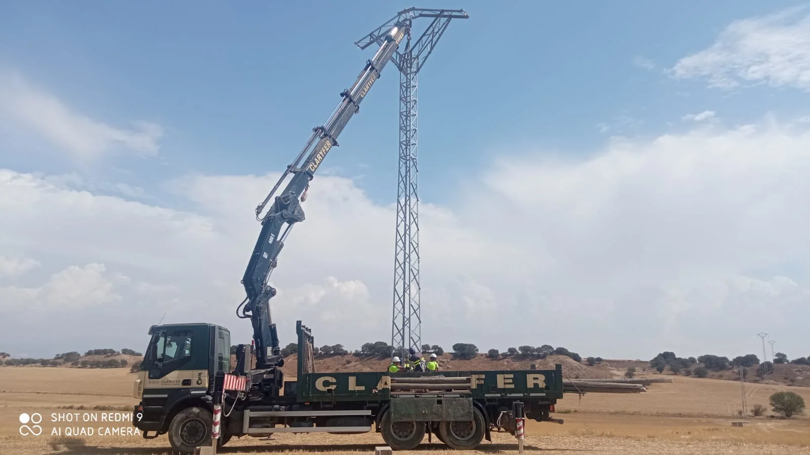 CAMIÓN GRÚA IVECO TRAKKER 6×4 CON GRÚA HIAB 400-E7