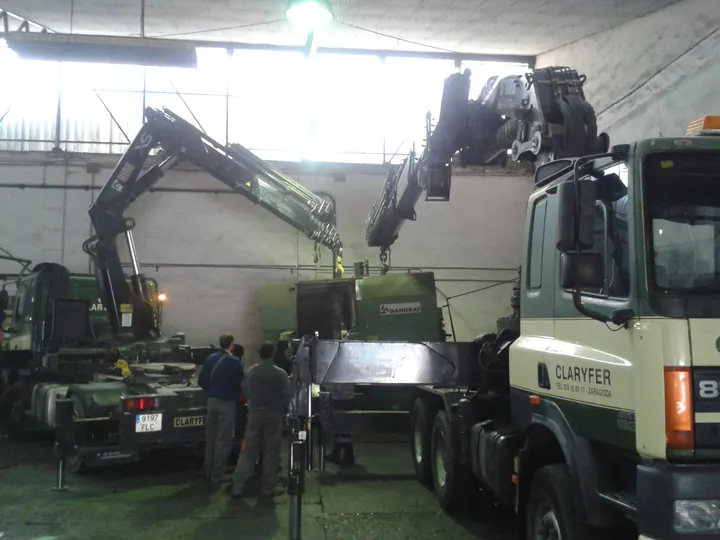 Trabajos-grúas-Zaragoza-11