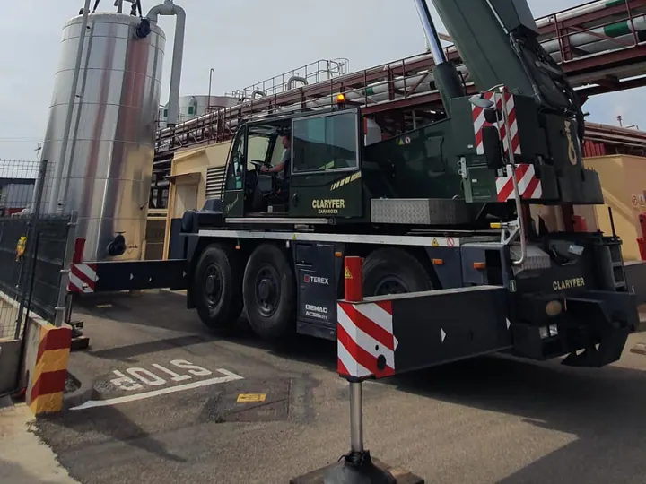 8f772279-ea1d-4607-9580-95f6f9f041bd