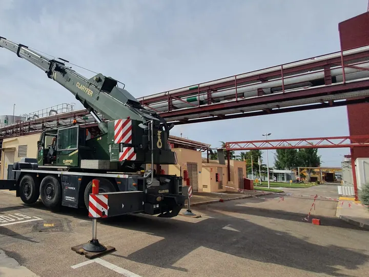 71ad62b9-1977-4a9e-b988-afa86046d0b6